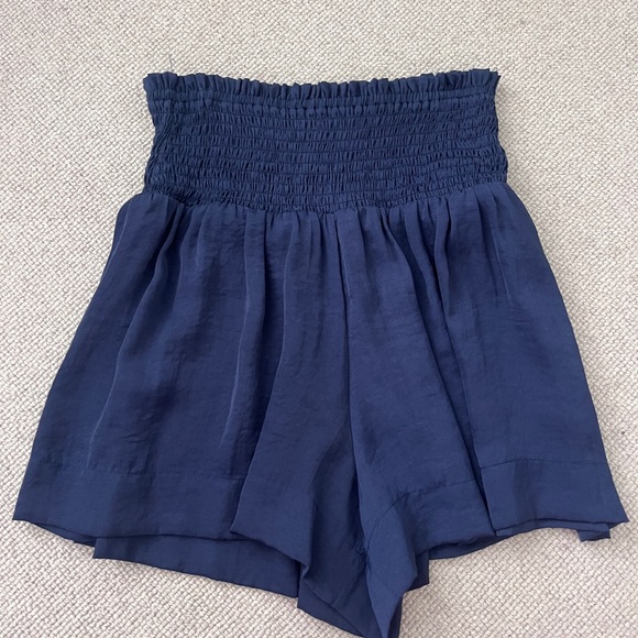 TCEC skort in navy - Picture 2 of 4